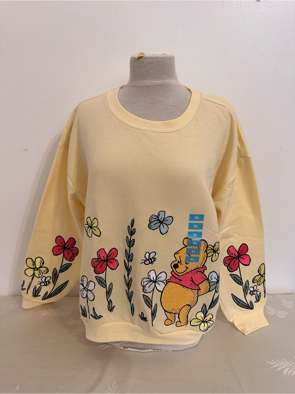 Freeze Yellow Winnie the Pooh Floral Crewneck Sweatshirt